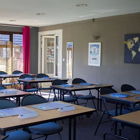 Kyriad Tarbes Hotel Odos