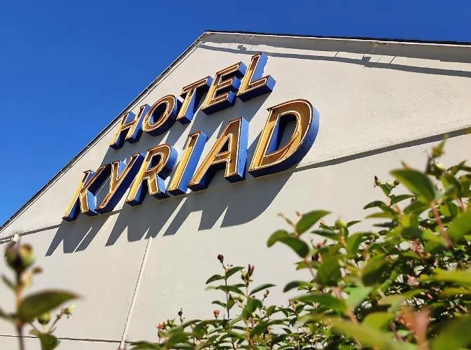 Hotel Kyriad Tarbes 2*