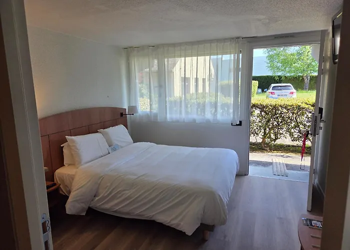 Kyriad Tarbes Hotel 2*