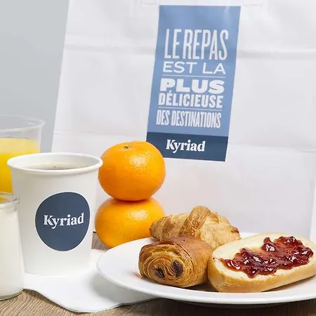 Kyriad Tarbes ホテル 2*