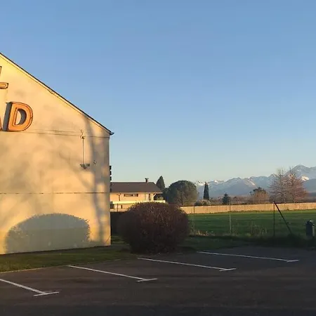 Kyriad Tarbes Odos