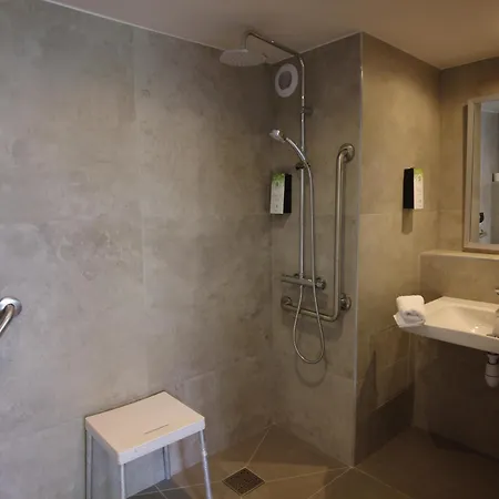 Kyriad Tarbes